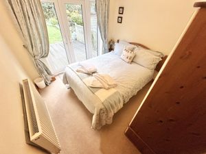 Photo 18- click for photo gallery